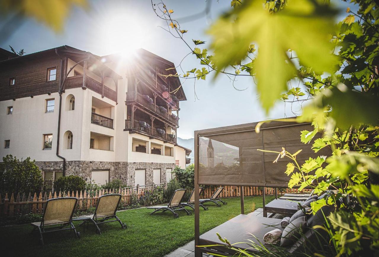 Taubers Unterwirt Aktiv & Vitalhotel Velturno Extérieur photo