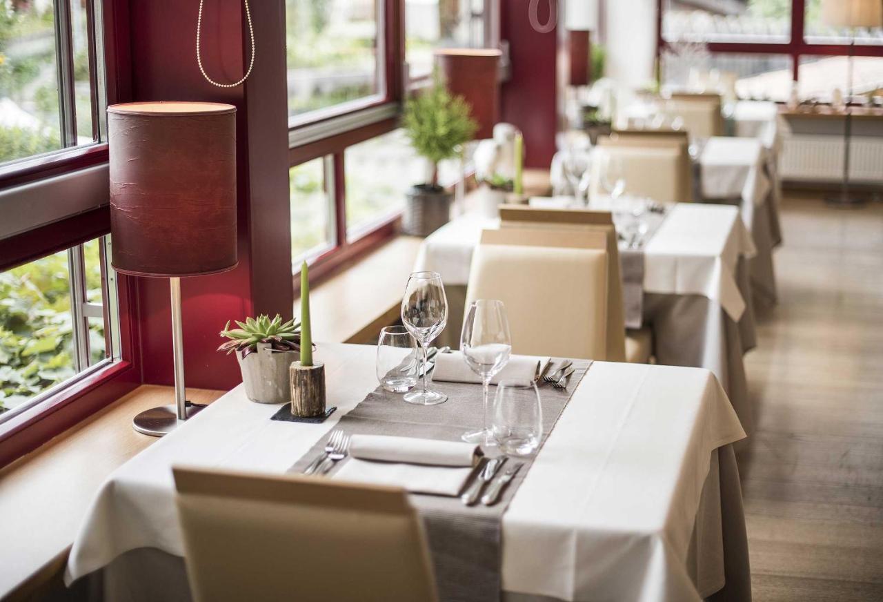 Taubers Unterwirt Aktiv & Vitalhotel Velturno Extérieur photo